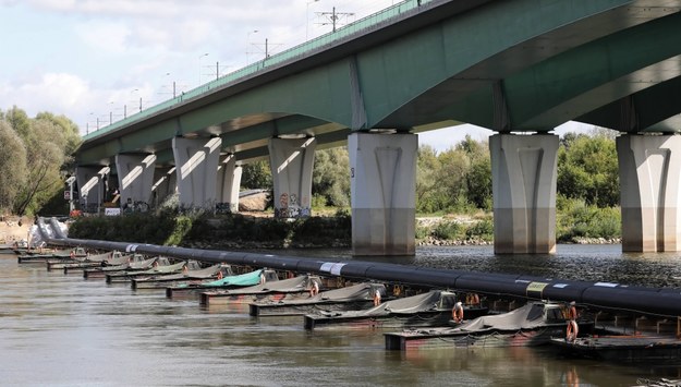 Rurociąg zbudowany w okolicy Czajki / 	Tomasz Gzell    /PAP