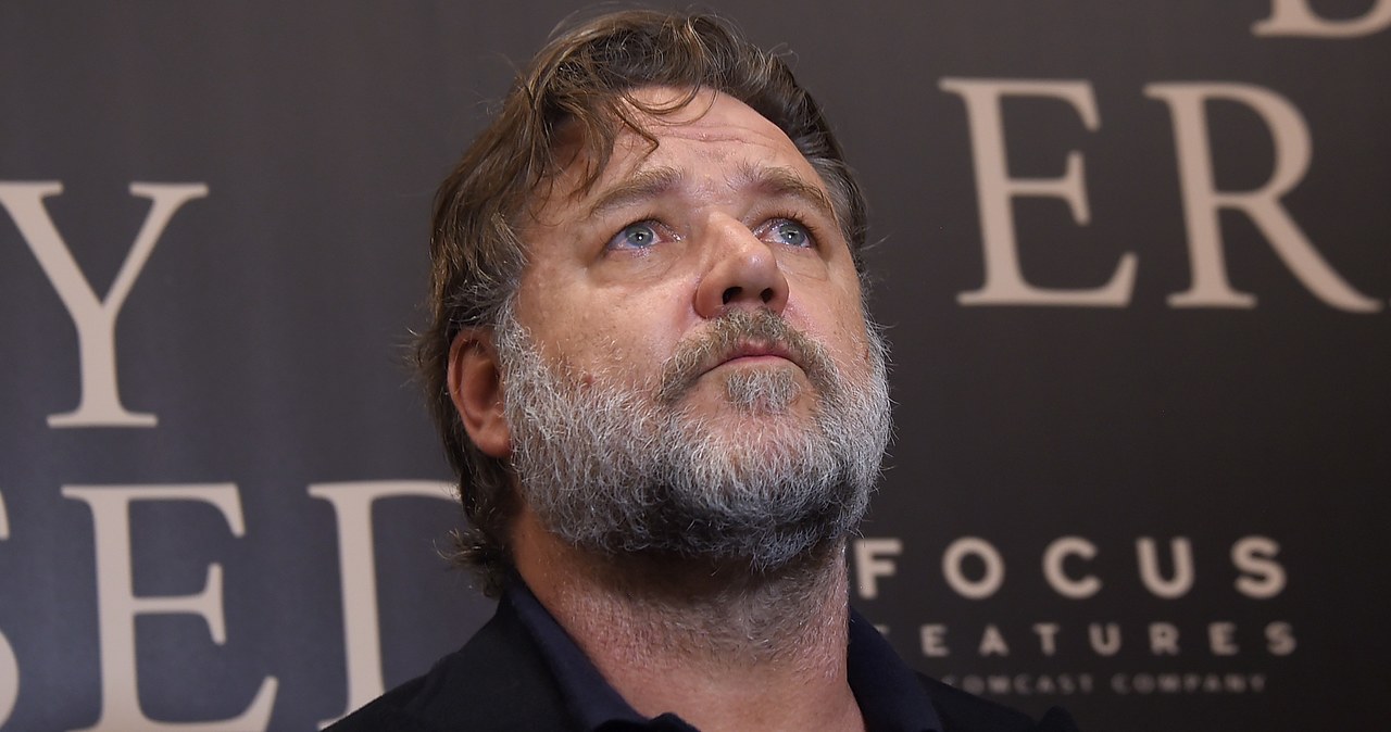 Russell Crowe przyznaje, że przechodzi trudny okres /Michael Loccisano /Getty Images