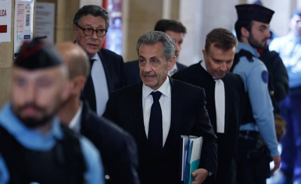 Rusza proces apelacyjny ws. Nicolasa Sarkozy'ego. Były prezydent trafi do więzienia?