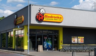 Ruszają negocjacje w Biedronce. Spór może wpłynąć na godziny otwarcia sklepów