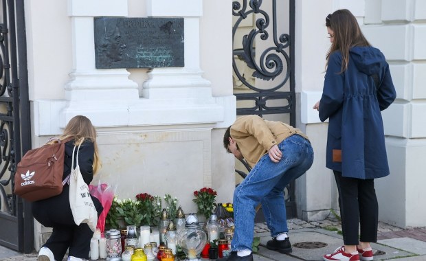 Ruszył na pomoc zaatakowanej kobiecie. Nowe informacje ws. rannego strażnika UW