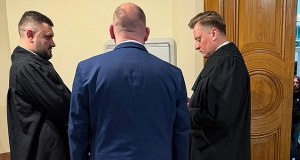 Ruszył proces Antoniego Kurskiego. "Doprowadził przemocą do obcowania płciowego"