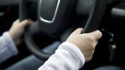 Ruszył proces posła oskarżonego o kupienie prawa jazdy