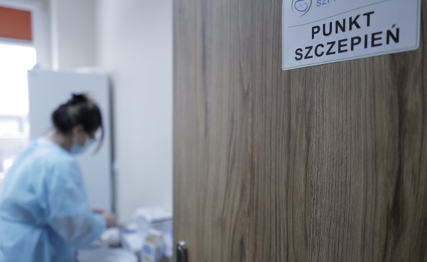 Ruszyła rejestracja na szczepienia dla nauczycieli w wieku 66-69 lat