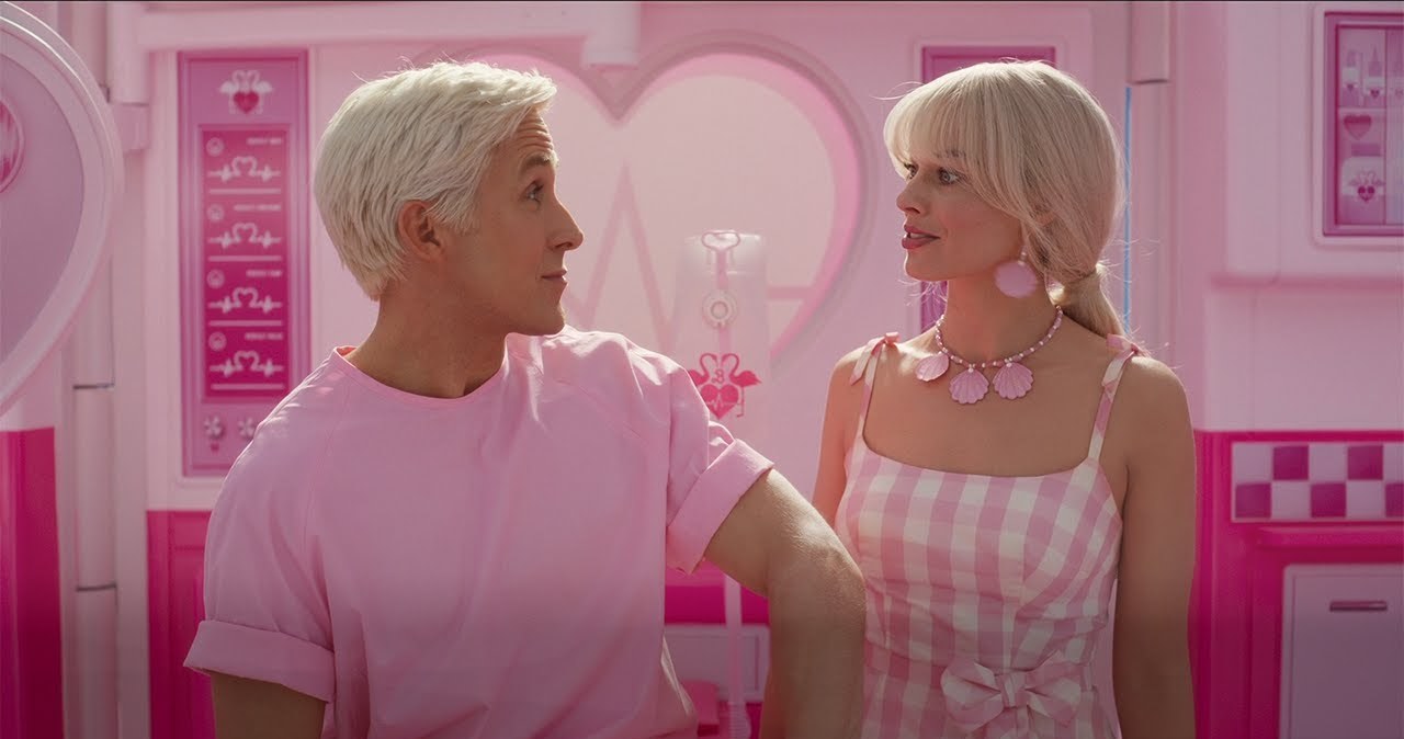 Ryan Gosling i Margot Robbie w scenie z "Barbie" /materiały prasowe