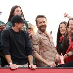 Ryan Reynolds chce kupić kolejny znany klub sportowy. Ma groźnych rywali
