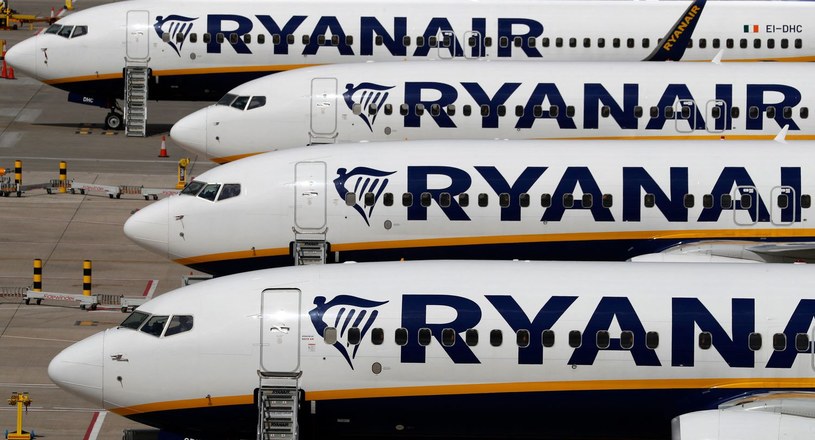 Ryanair skarży się na szczegóły rozporządzenia ws. ograniczeń w ruchu /AFP