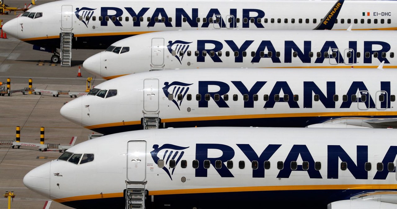 Ryanair skarży się na szczegóły rozporządzenia ws. ograniczeń w ruchu /AFP