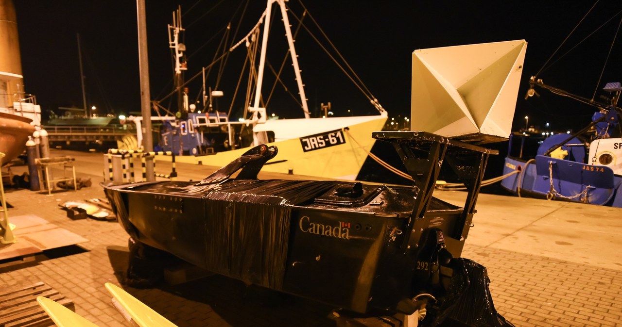 Rybacy z Jastarni wyłowili zdalnie sterowany wojskowy pojazd
