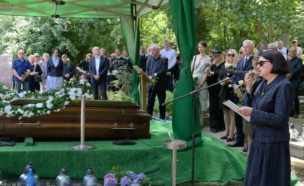 Rybicka: Wobec nas, naszych rodzin i grobów naszych najbliższych dokonała się przemoc 