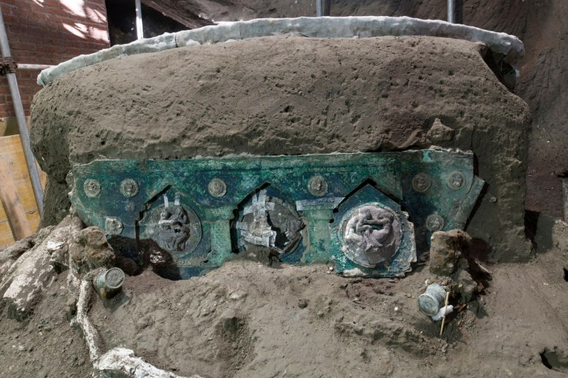 Rydwan odkryty w Pompejach /AFP /East News