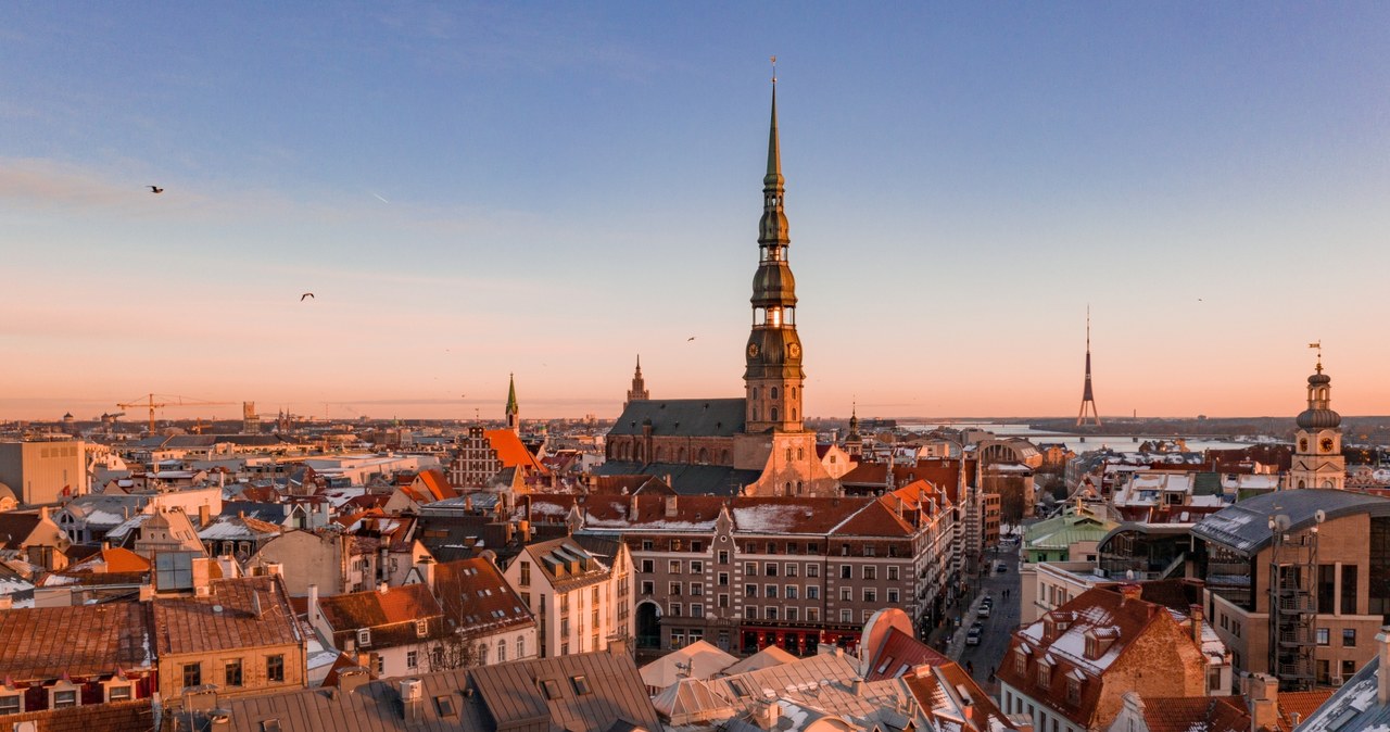 Ryga to piękna stolica europejska, która jest również tania /123RF/PICSEL