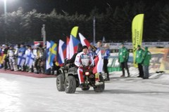 Ryk silników i kolce wbite w lód. Ice speedway opanował Sanok