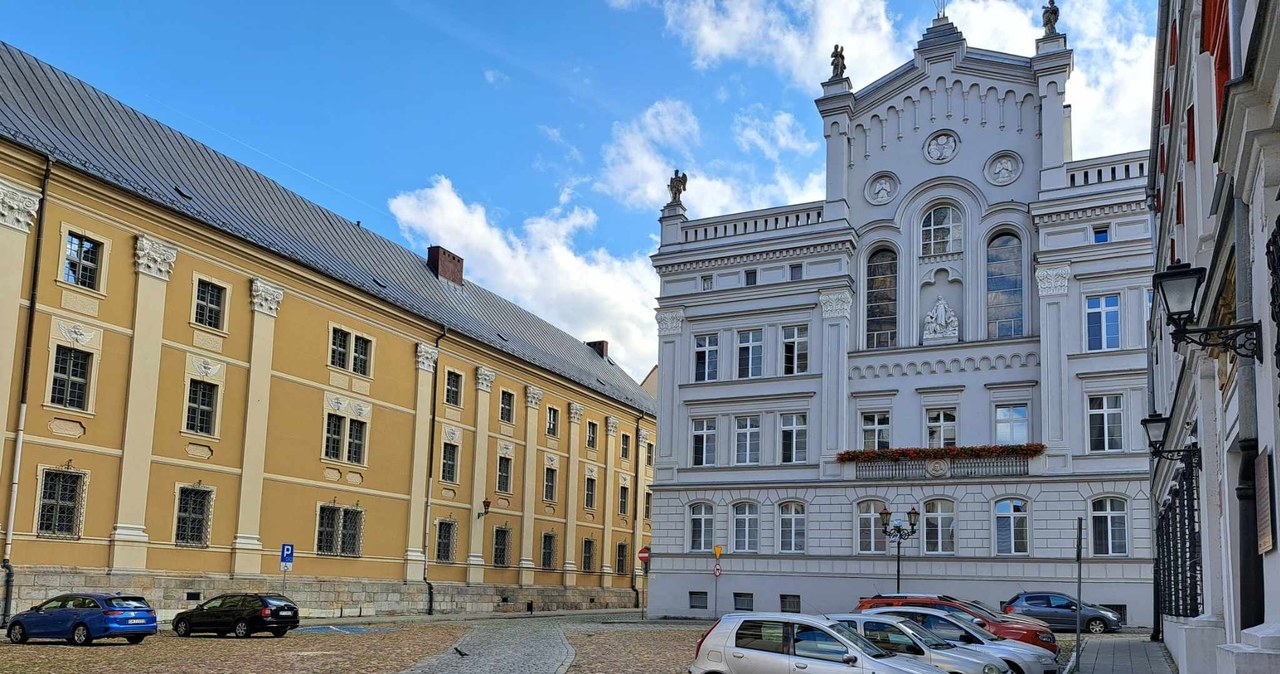 Rynek Solny to jedno z niewielu miejsc, które oszczędziła wojna /Tomasz Hirkyj /Archiwum autora