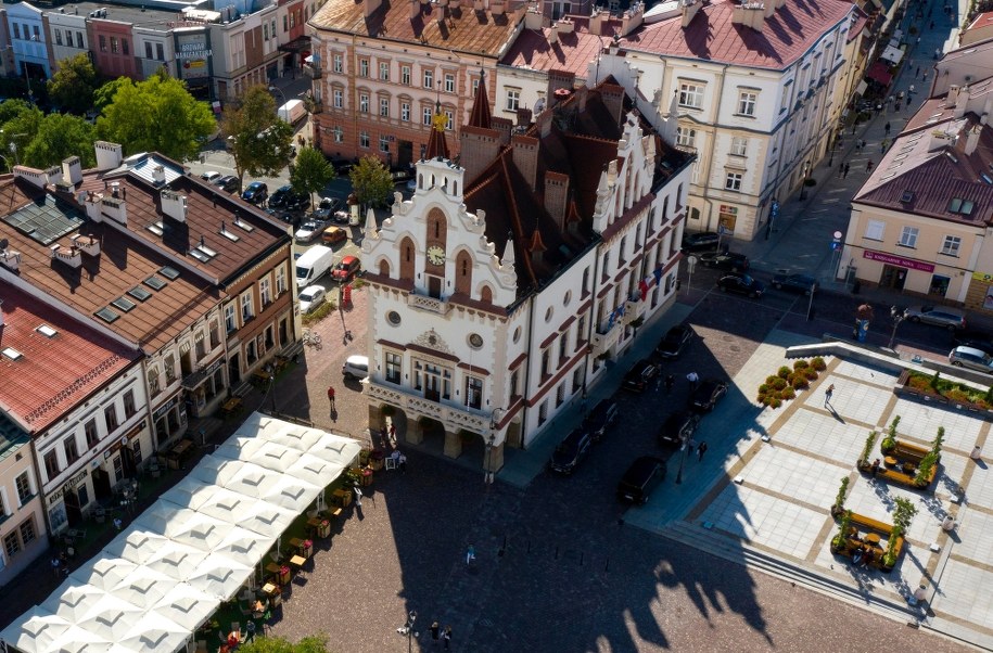 Rynek w Rzeszowie na zdjęciu ilustracyjnym /Darek Delmanowicz /PAP