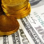 Rynki pod presją. Dolar najdroższy od dwóch miesięcy, złoto traci