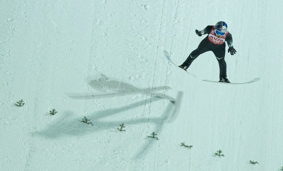 Ryoyu Kobayashi na skoczni w Niżnym Tagile /Sergei Ilnitsky /PAP/EPA