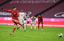 Rysa na wizerunku Bayernu. "Lewy" atakuje rekord Müllera