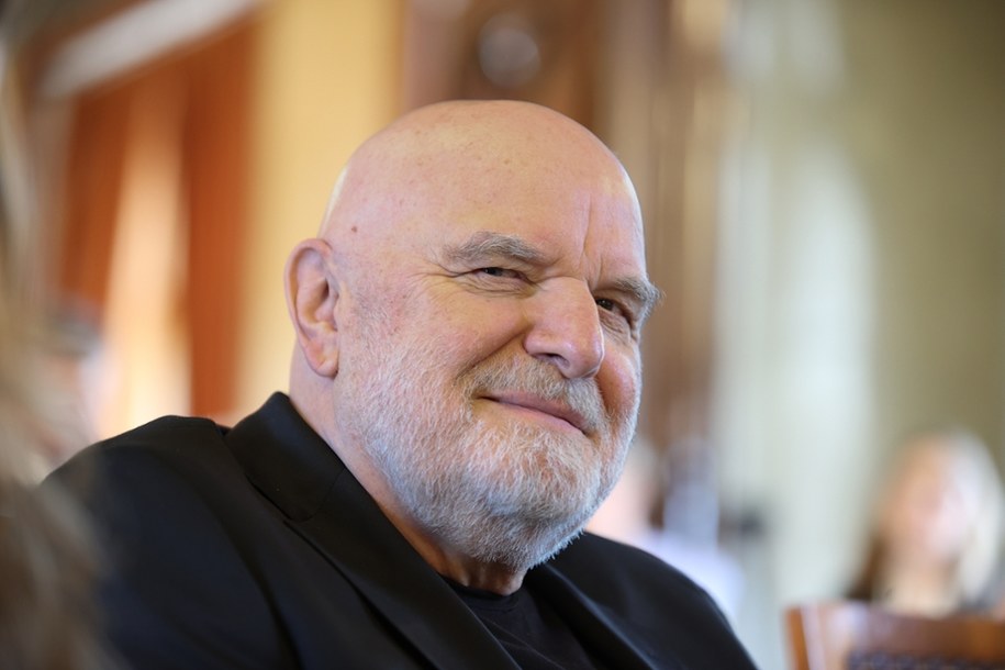 Rysownik Andrzej Mleczko na zdj. z 2022 r. //Łukasz Gągulski /PAP