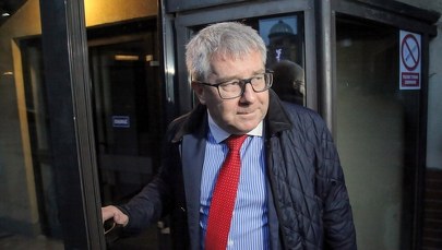 Ryszard Czarnecki oddał europarlamentowi pieniądze. Ale to nie koniec sprawy