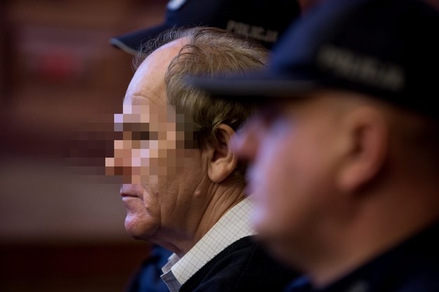 Ryszard F., ps. Fryzjer na sali sądowej na zdjęciu z listopada 2012 roku / 	Maciej Kulczyński    /PAP