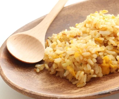 Ryż czy ziemniaki? Jedno wspiera odchudzanie, drugie je utrudnia