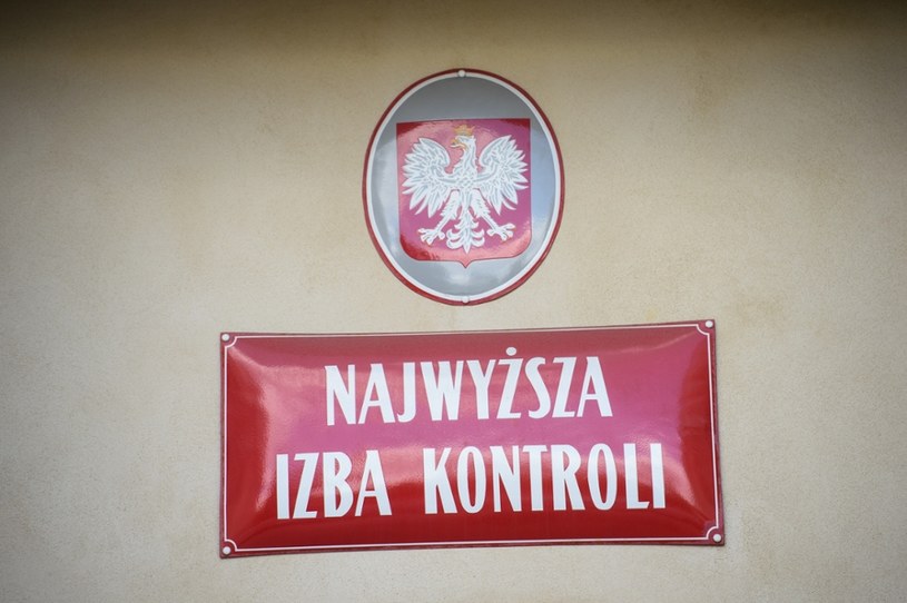 "Rz": NIK ma wątpliwości dot. finansowania zadań proobronnych /Zbyszek Kaczmarek /Reporter