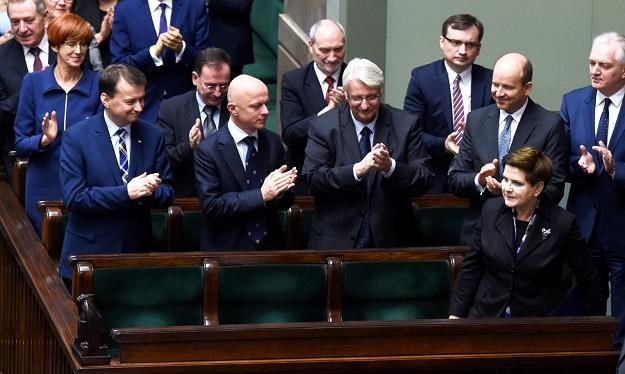 Rząd Beaty Szydło. Fot. Radek Pietruszka /PAP
