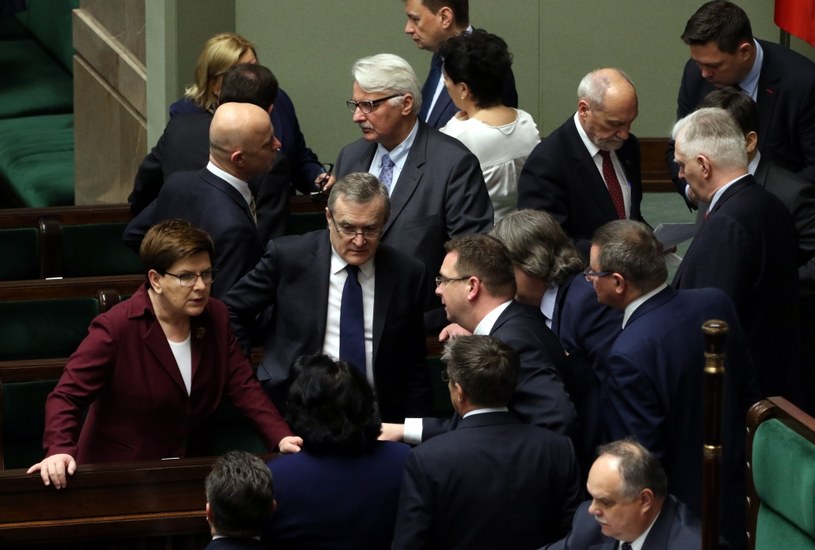 Rząd Beaty Szydło ma się czego obawiać? / 	Fot. Sławomir Kamiński /
