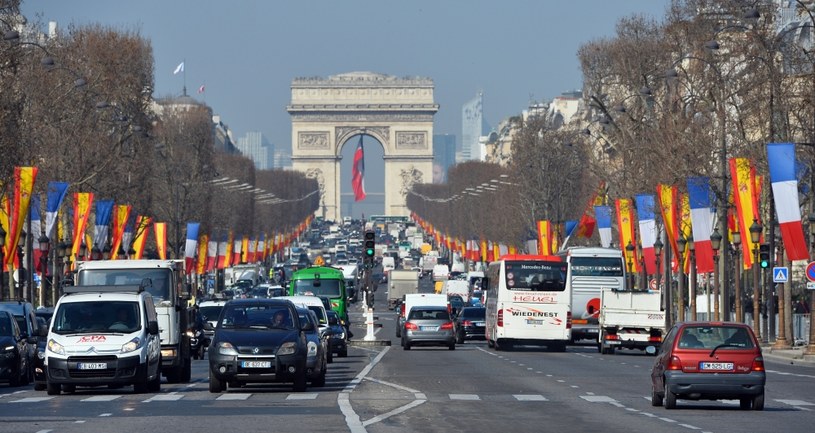 Rząd chce, by Francuzi wymienili nawet 3 mln samochodów /Getty Images