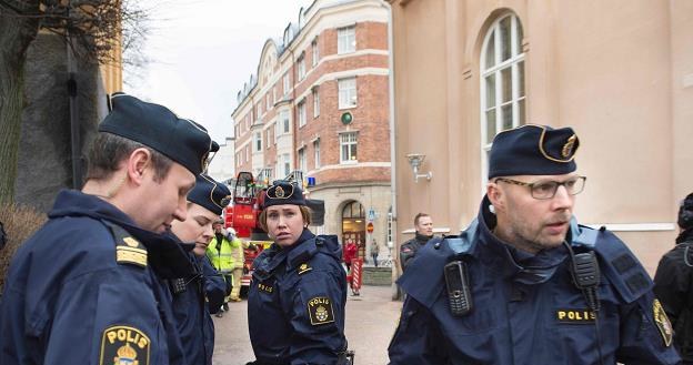 Rząd chce zakazać szkół wyznaniowych w Szwecji. Nz. pdo szkołą w Karlstadt /AFP