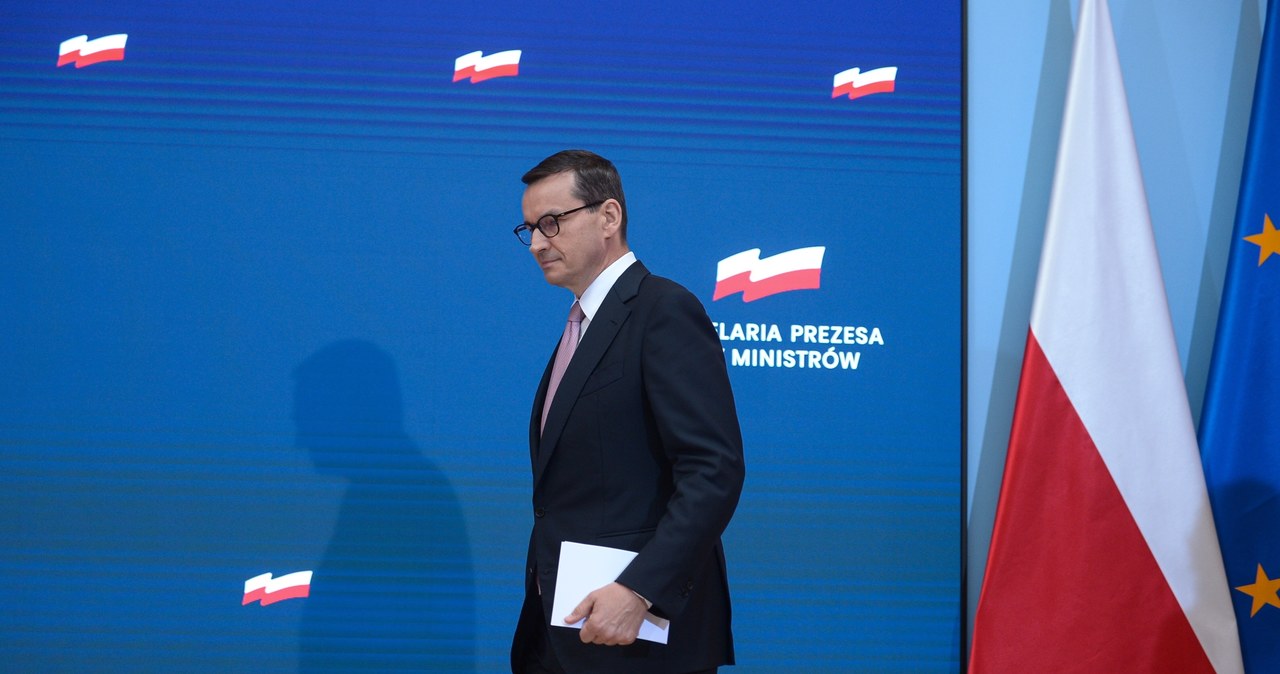 Rząd do czwartku przedstawi propozycje dopłat do innych surowców niż węgiel - zapowiedziął premier Mateusz Morawiecki. /Marcin Osman /PAP