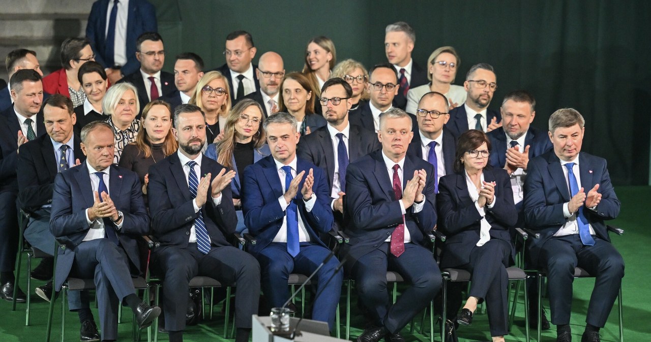 Rząd Donalda Tuska przejdzie rekonstrukcję /Jacek Slomion/REPORTER /East News