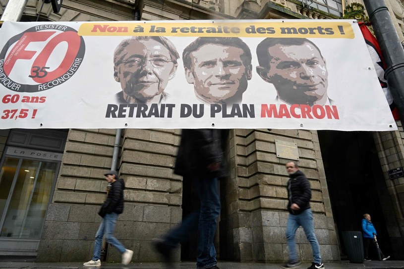 Rząd i prezydent Francji przekonają się w tym tygodniu, czy osłabły protesty przeciwko reformie emerytalnej /AFP
