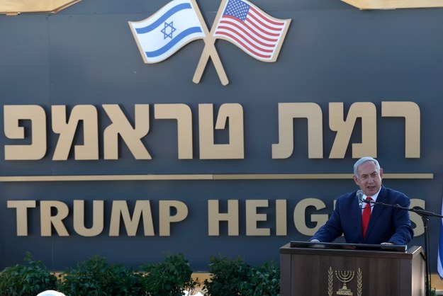Rząd izraelskiego premiera Benjamina Netanjahu zebrał w pobliżu osady w  niedzielę, żeby ogłosić nadanie nowej nazwy /ATEF SAFADI  /PAP/EPA