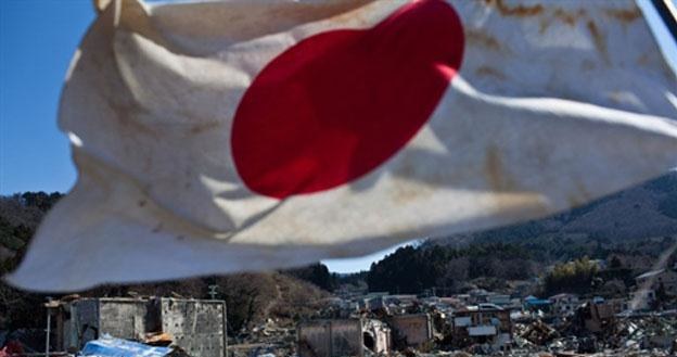 Rząd Japonii nie wyklucza wprowadzenia specjalnego podatku na odbudowę kraju po trzęsieniu ziemi /AFP