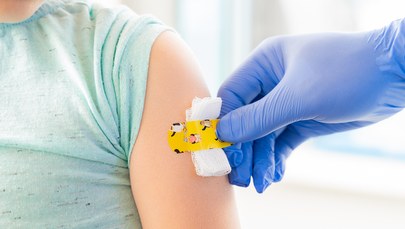 Rząd kupił szczepionki dla 180 tys. dzieci. Skorzystało niespełna 3 tys. 