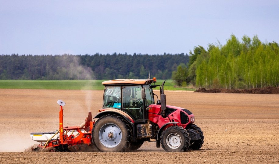 Dodatkowe dopłaty do paliwa dla rolników? Minister rozwiewa wątpliwości