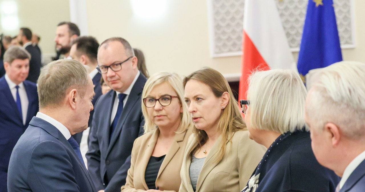 Rząd po długich perturbacjach przyjął w marcu projekt ustawy o mieszkalnictwie społecznym, ale nadal nie został on skierowany do Sejmu /Wojciech Olkuśnik /East News