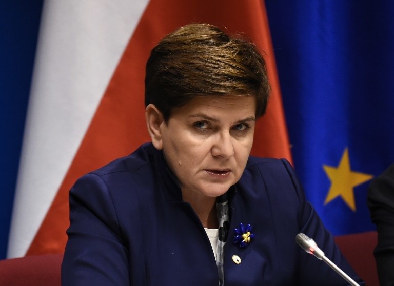 "Rząd pozbawia się finansowej poduszki. To jest największy błąd gabinetu Beaty Szydło" /AFP