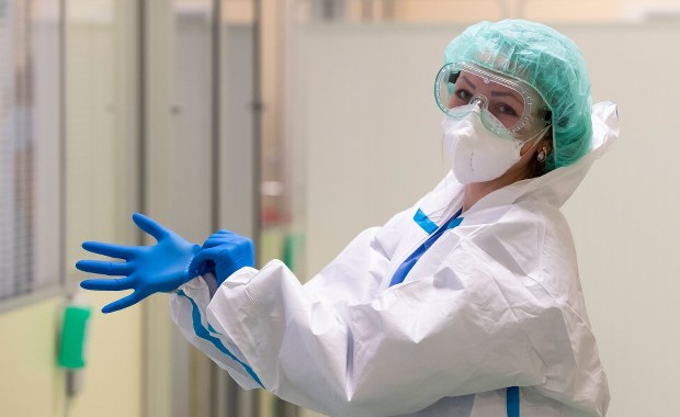 Rząd próbuje stłumić bunt lekarzy. Chodzi o przyjmowanie medyków z zagranicy