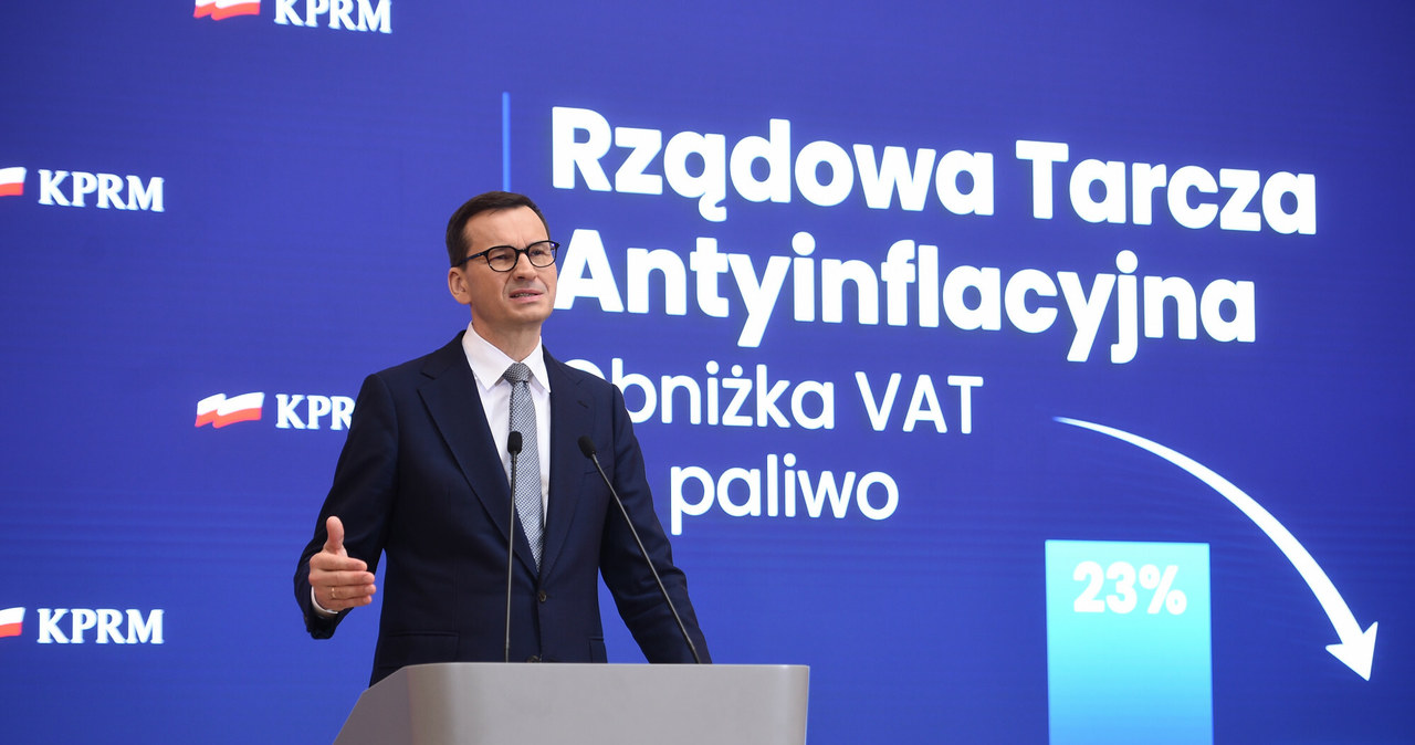 Rząd przedłuży działanie tzw. tarczy antyinflacyjnej. Na zdj. premier Mateusz Morawiecki /Zbyszek Kaczmarek /Reporter