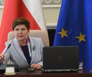 Rząd przyjął projekt ws. zwrotu "polskie obozy"