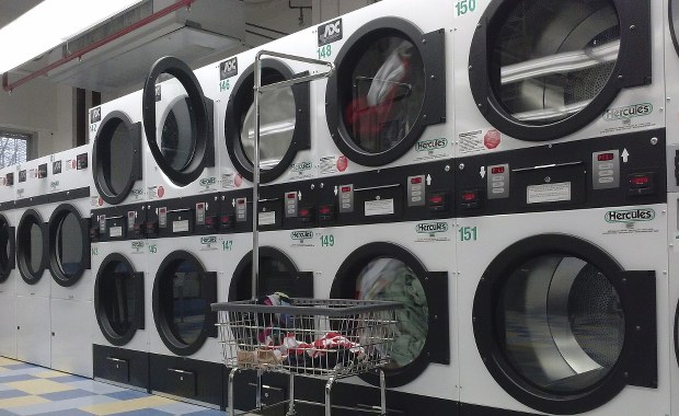 Rząd rozszerzy pomoc finansową na kolejne branże