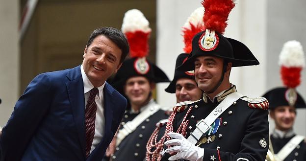 Rząd Włoch zapowiada radykalną obniżkę podatków /AFP