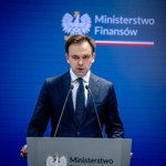 Rząd wprowadzi podatek od zysków nadzwyczajnych. Szuka pieniędzy na program CPN