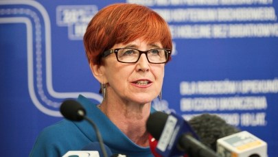 Rząd wycofuje się z zapowiedzi ws. opiekunów w żłobkach