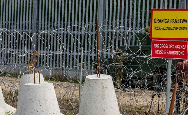 Rząd wydłuża obowiązywanie strefy buforowej na granicy. "Bezprecedensowa sytuacja"