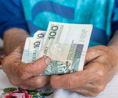 Rząd zdecydował w sprawie 14. emerytury. Znamy kwotę i miesiąc wypłaty