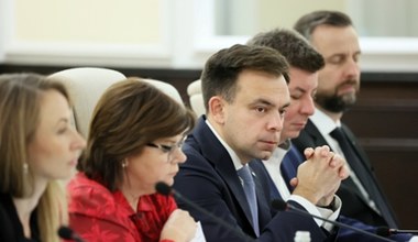 Rządowa propozycja podwyżki płacy minimalnej. "To dla nas nieakceptowalne"